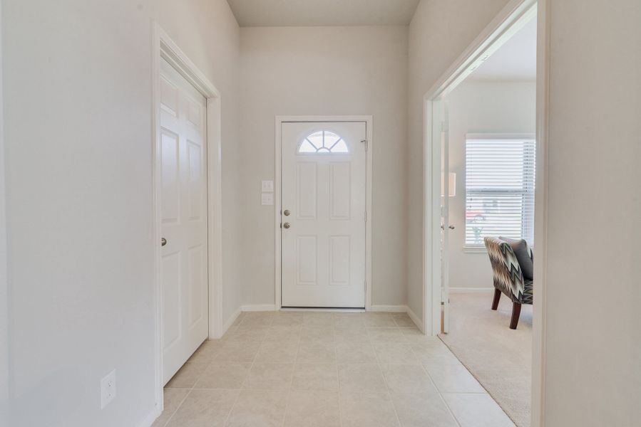 Representative unfurnished interior of a home built from the Floor Plan 1754 by Colina Homes in Grand Magnolia, Magnolia (Image 23). Representative unfurnished interior of a home built from the Floor Plan 1754 by Colina Homes in Grand Magnolia, Magnolia (Image 23).