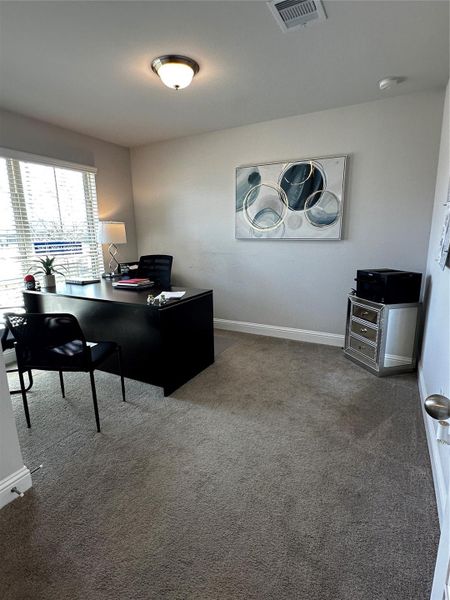Furnished interior view inside a new home in Cobblestone, Texas City (Image 7).