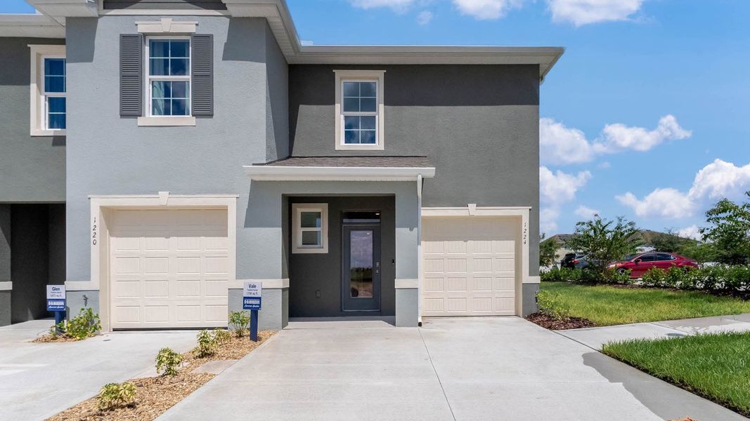 Exterior details and patio area of a home in Harmony at Lake Eloise, Winter Haven (Image 2). Exterior details and patio area of a home in Harmony at Lake Eloise, Winter Haven (Image 2).