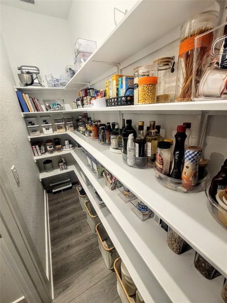 Image 33 of a home in .