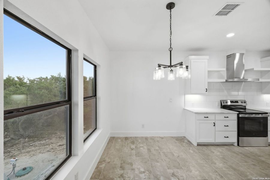 Spacious, unfurnished interior of a new home in , Canyon Lake (Image 19). Spacious, unfurnished interior of a new home in , Canyon Lake (Image 19).