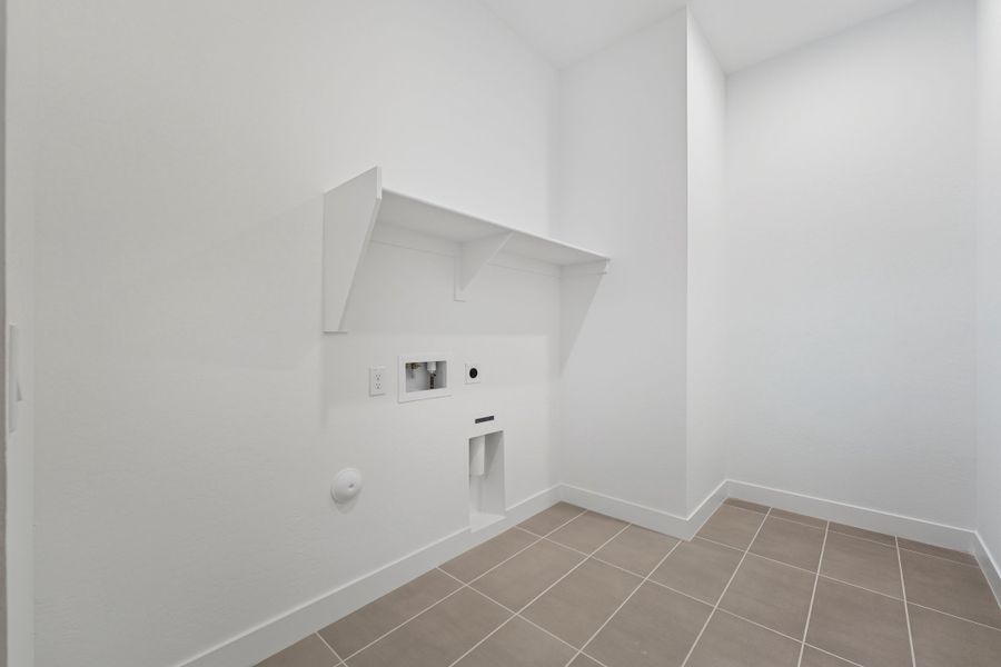 Representative unfurnished interior of a home built from the Bedford by Taylor Morrison in Combs Ranch, Queen Creek (Image 28). Representative unfurnished interior of a home built from the Bedford by Taylor Morrison in Combs Ranch, Queen Creek (Image 28).