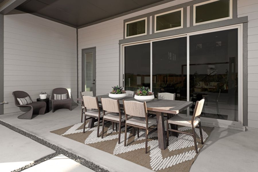 Representative exterior details of a home built from the Evelyn by Tri Pointe Homes in The Meadows, Denton (Image 3).