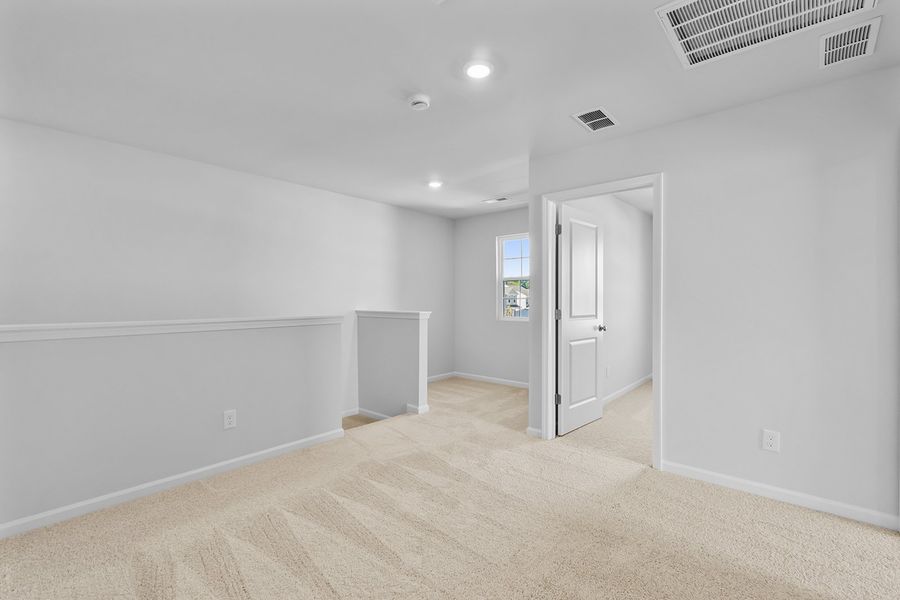 Spacious, unfurnished interior of a new home in Bell West, Kernersville (Image 33).