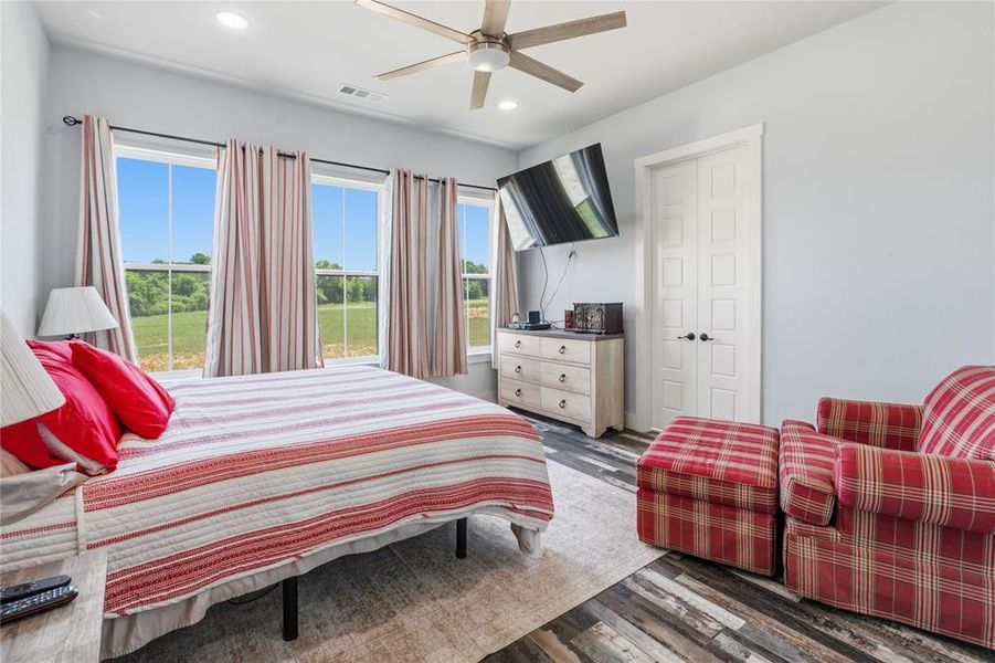 Furnished interior view inside a new home in , Rio Vista (Image 5).