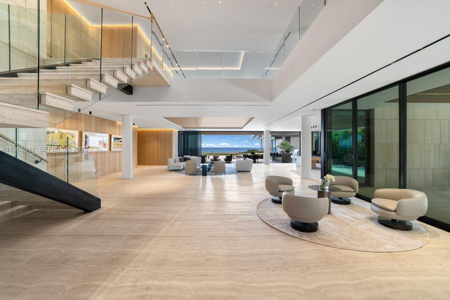 Community amenities in , Golden Beach (Image 55).