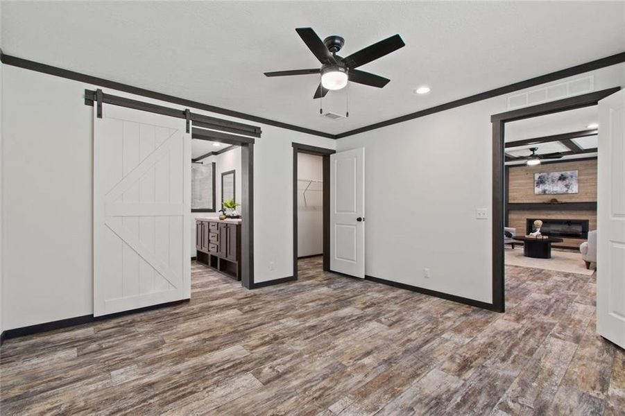 Spacious, unfurnished interior of a new home in , Waleska (Image 30).