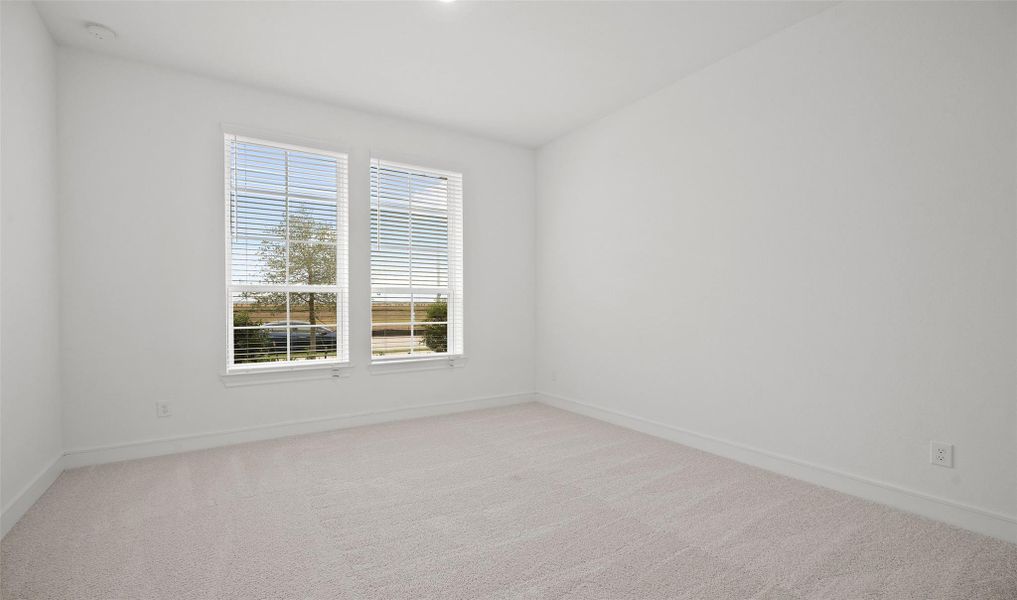 Extra suite (*Photo not of actual home and used for illustration purposes only.) Extra suite (*Photo not of actual home and used for illustration purposes only.)