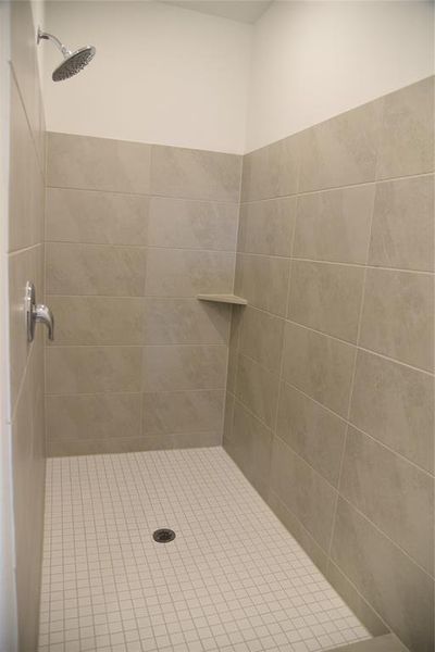 Close-up of interior finishes inside a home in Walden Pond, Forney (Image 11).