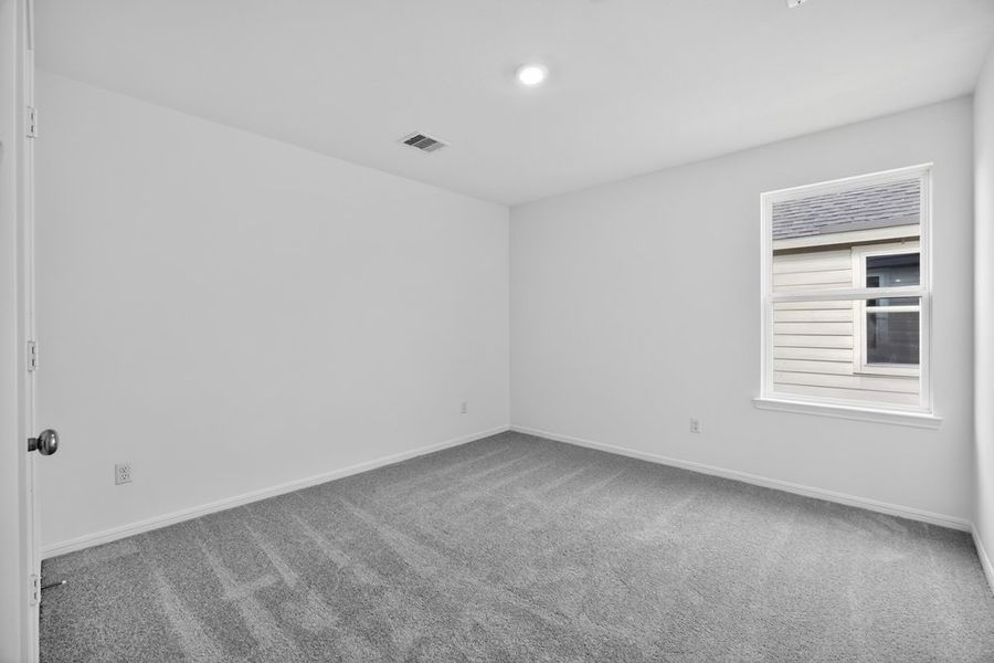 Spacious, unfurnished interior of a new home in Brookewater 45s, Rosenberg (Image 25).