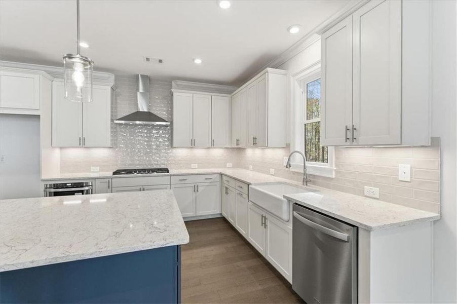 Furnished interior view inside a new home in Ford Landing, Acworth (Image 13).