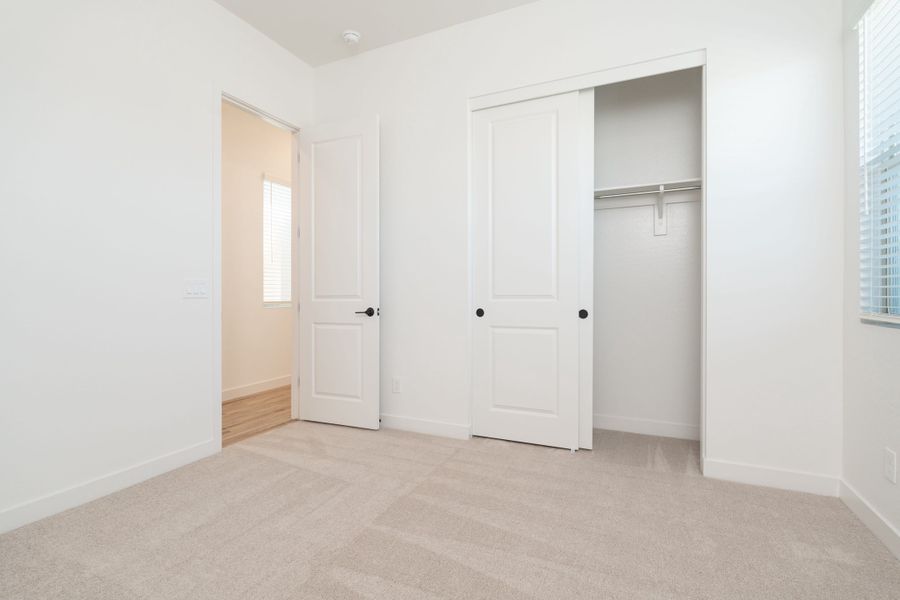 Spacious, unfurnished interior of a new home in Abel Ranch, Goodyear (Image 12).