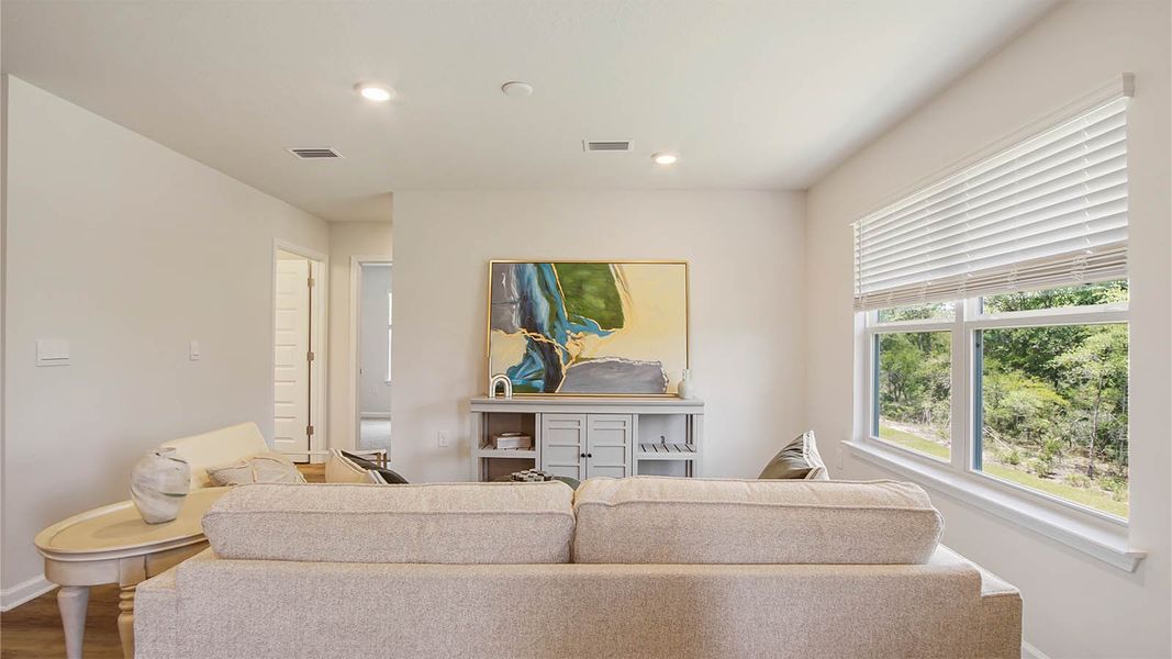 Representative furnished interior of a home built from the Aldridge by D.R. Horton in Sunny Hills, Chipley (Image 14).
