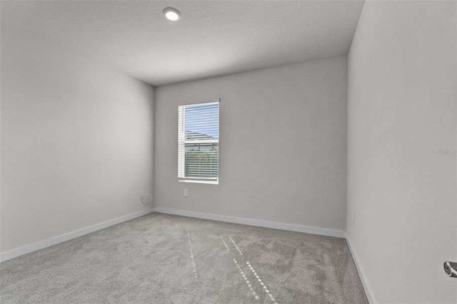 Spacious, unfurnished interior of a new home in , Bradenton (Image 42).