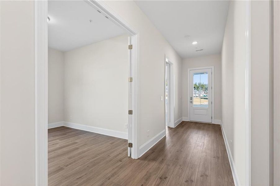 Spacious, unfurnished interior of a new home in The Reserve at Bells Ferry, Kennesaw (Image 30).