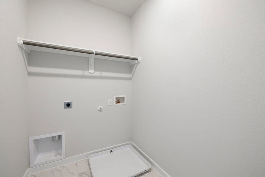 Spacious, unfurnished interior of a new home in Park Central, Georgetown (Image 33).