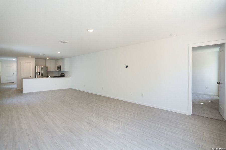 Spacious, unfurnished interior of a new home in Morgan Heights, San Antonio (Image 19). Spacious, unfurnished interior of a new home in Morgan Heights, San Antonio (Image 19).