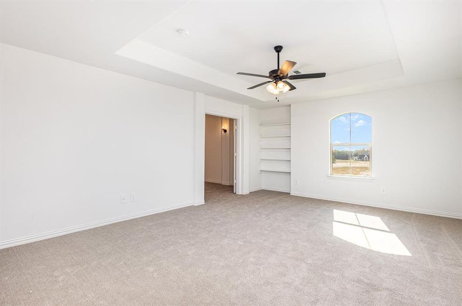 Spacious, unfurnished interior of a new home in Sagebrush Addition, Midlothian (Image 14).