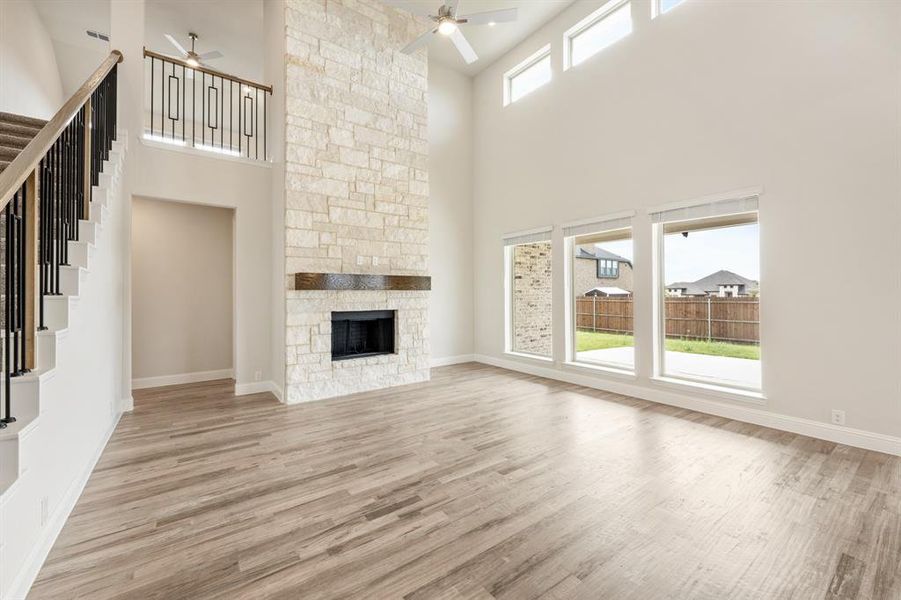 Spacious, unfurnished interior of a new home in Hayes Crossing, Midlothian (Image 37).