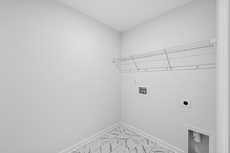 Spacious, unfurnished interior of a new home in Windance Lake, Loganville (Image 22). Spacious, unfurnished interior of a new home in Windance Lake, Loganville (Image 22).
