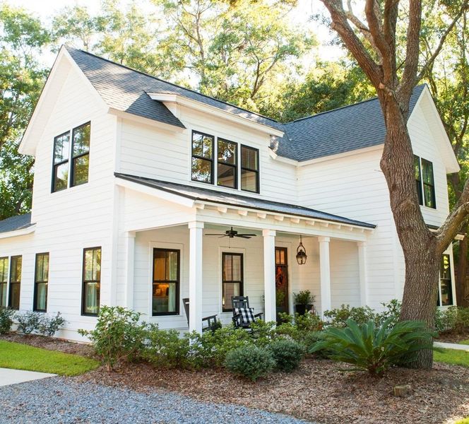 Image 5 representing the The Roxy by New Leaf Builders in Vineyard Lakes, Johns Island, SC. Image 5 representing the The Roxy by New Leaf Builders in Vineyard Lakes, Johns Island, SC.