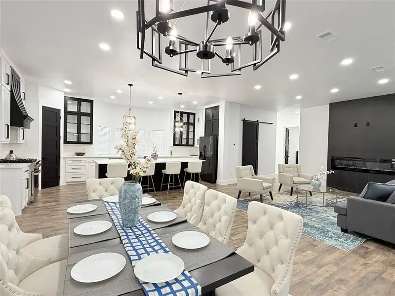 Furnished interior view inside a new home in , Dallas (Image 3). Furnished interior view inside a new home in , Dallas (Image 3).