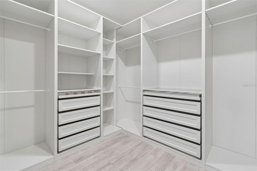Image 76 of a home in .