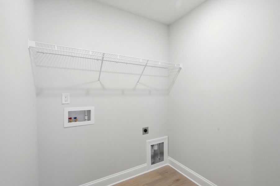 Spacious, unfurnished interior of a new home in Caldwell Forest, Charlotte (Image 34). Spacious, unfurnished interior of a new home in Caldwell Forest, Charlotte (Image 34).