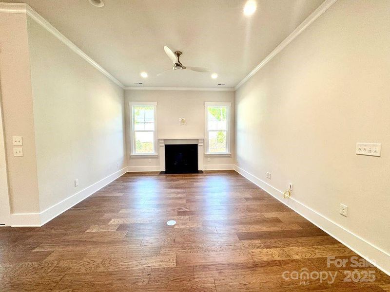 Spacious, unfurnished interior of a new home in Cumberland, Concord (Image 16).
