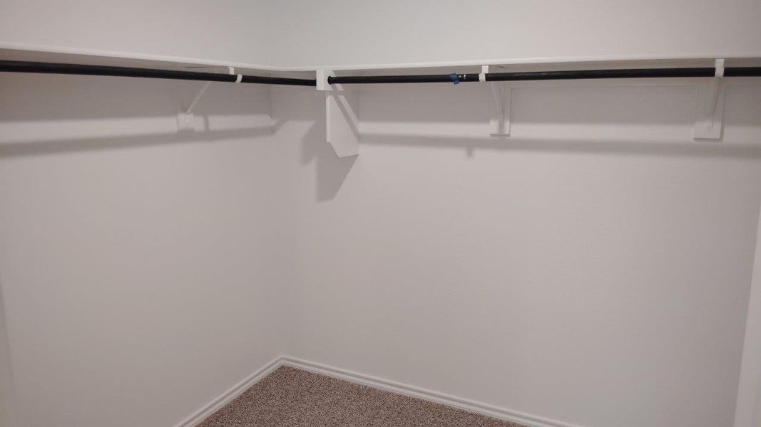 Spacious, unfurnished interior of a new home in Rosewood at Beltmill, Fort Worth (Image 10).