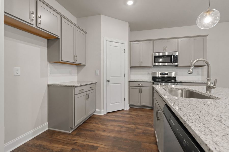 1,604sf New Home in Calabash, NC.  - Slide 11