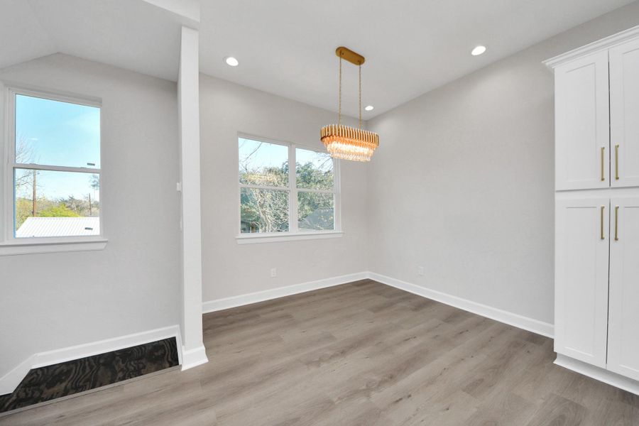 Spacious, unfurnished interior of a new home in , Houston (Image 39).
