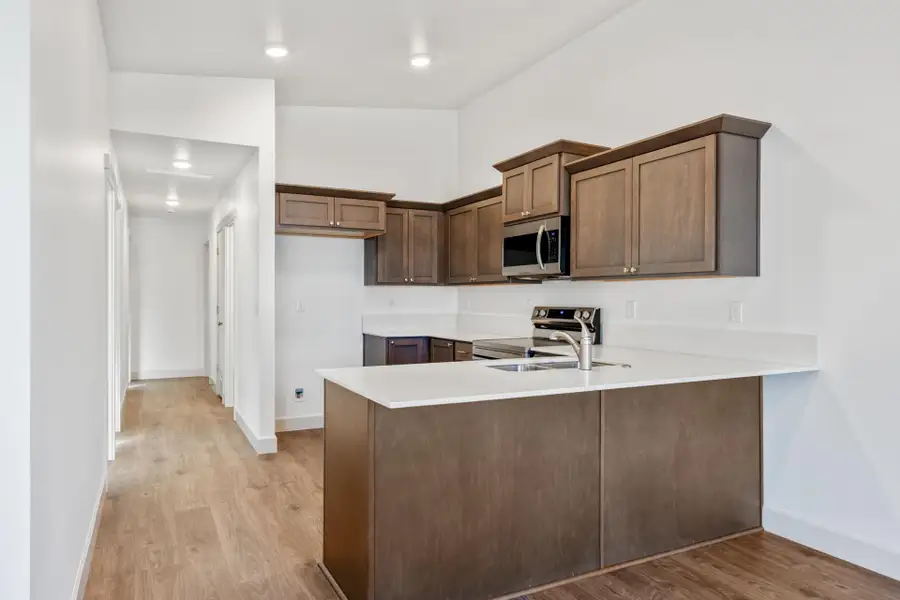 Furnished interior view inside a new home in Feather Ridge, Redmond (Image 9).