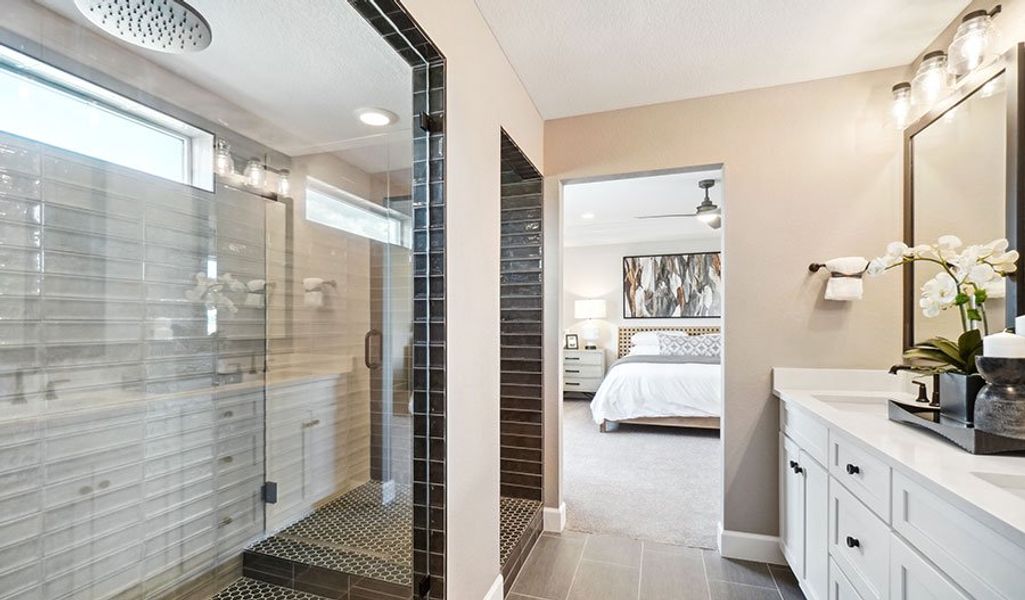 Hemingway-D250-PrairieSong Bathroom