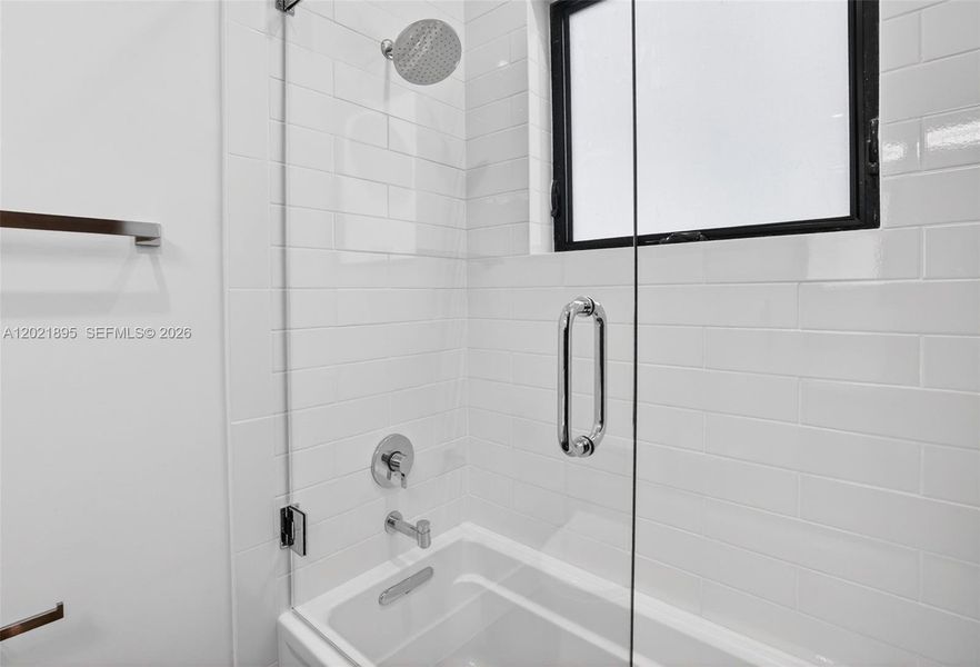 Close-up of interior finishes inside a home in , Pompano Beach (Image 23).