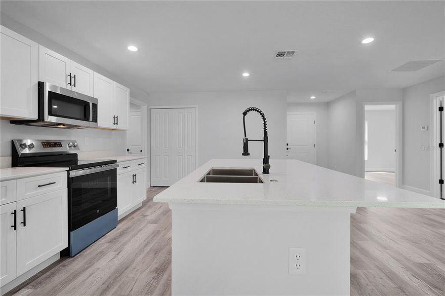 Furnished interior view inside a new home in , Ocala (Image 5).