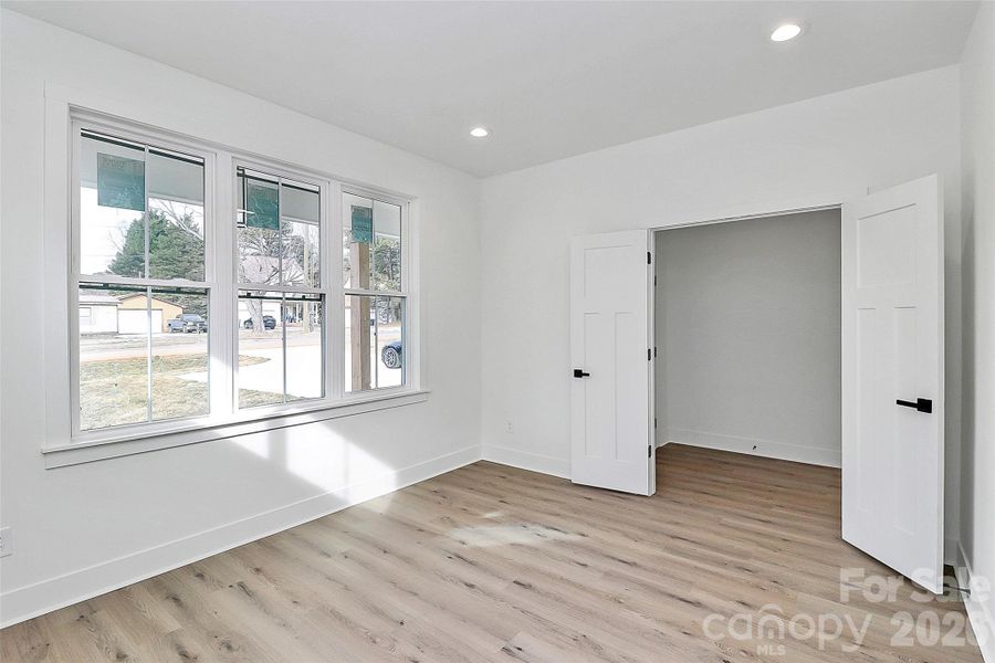 Spacious, unfurnished interior of a new home in , Mooresville (Image 33).