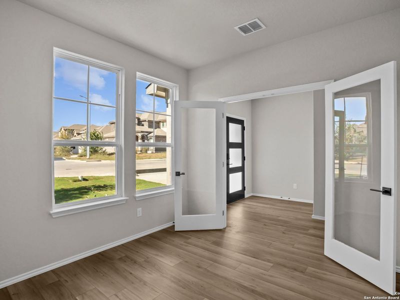 Spacious, unfurnished interior of a new home in Horizon Pointe, Converse (Image 13). Spacious, unfurnished interior of a new home in Horizon Pointe, Converse (Image 13).