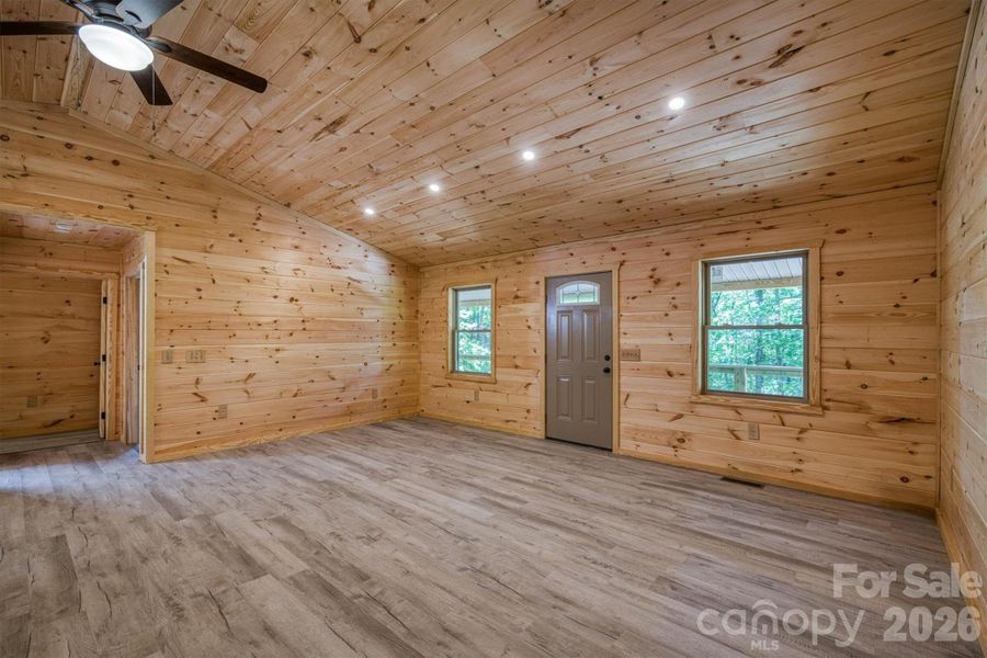 Spacious, unfurnished interior of a new home in , Valdese (Image 15).