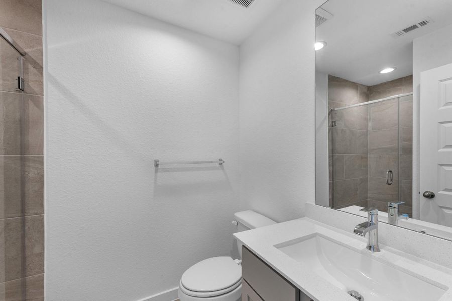 Furnished interior view inside a new home in Grand Mason Crossing, Katy (Image 11).