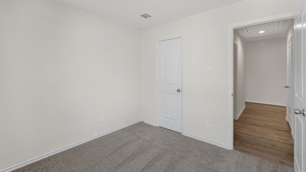 Spacious, unfurnished interior of a new home in Blaire Lake, Tyler (Image 27). Spacious, unfurnished interior of a new home in Blaire Lake, Tyler (Image 27).