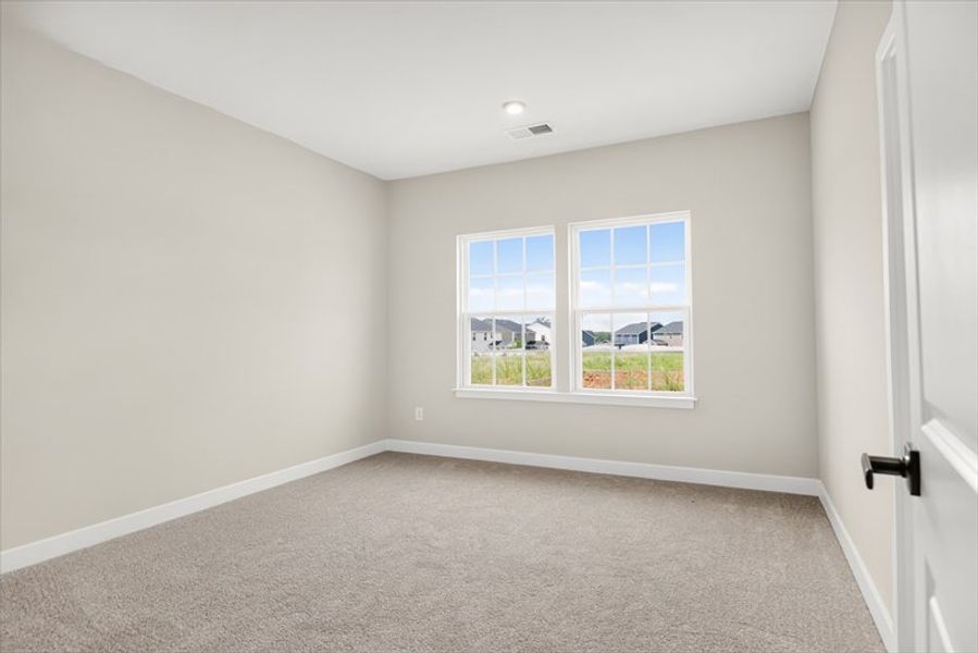 Spacious, unfurnished interior of a new home in Berkeley, Spartanburg (Image 15).