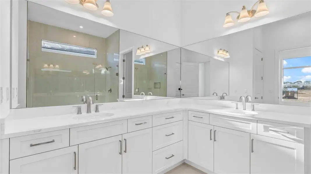 Owner's Bath Owner's Bath