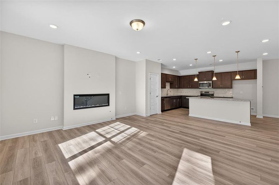 Spacious, unfurnished interior of a new home in Jameson Towns, Villa Rica (Image 20).