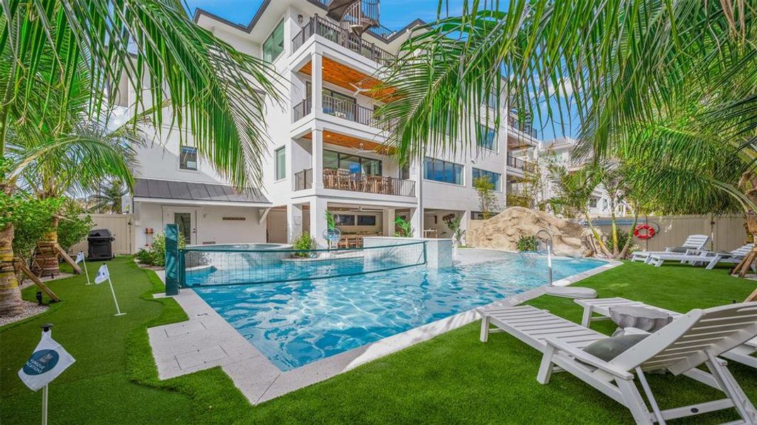 Exterior details and patio area of a home in , Sarasota (Image 30).