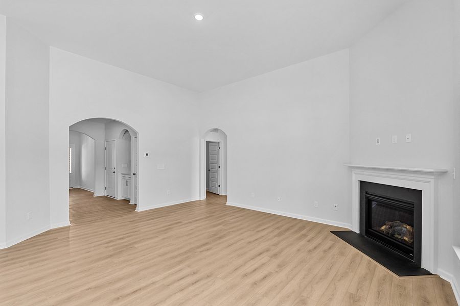 Spacious, unfurnished interior of a new home in Brayden, Advance (Image 15).