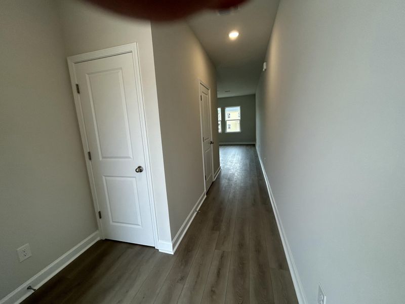 Spacious, unfurnished interior of a new home in Tea Farm, Ravenel (Image 12).