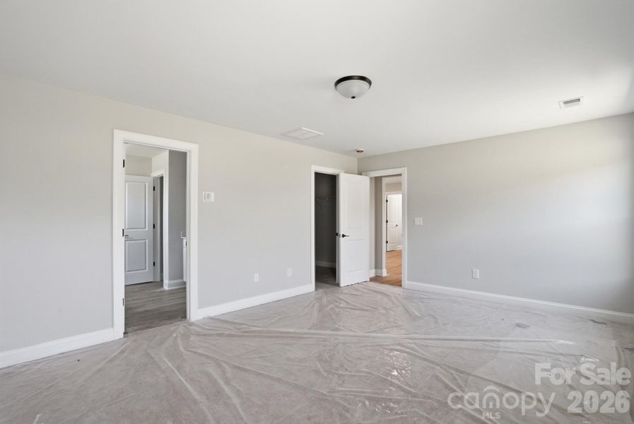 Spacious, unfurnished interior of a new home in Enclave at Riverdale, Huntersville (Image 26).