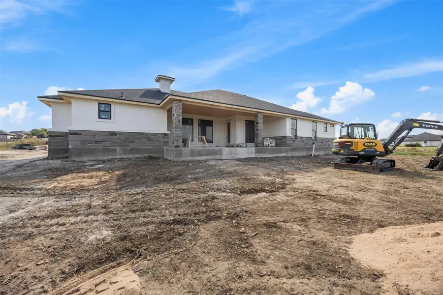 Site preparation for new homesites in , Salado (Image 10).