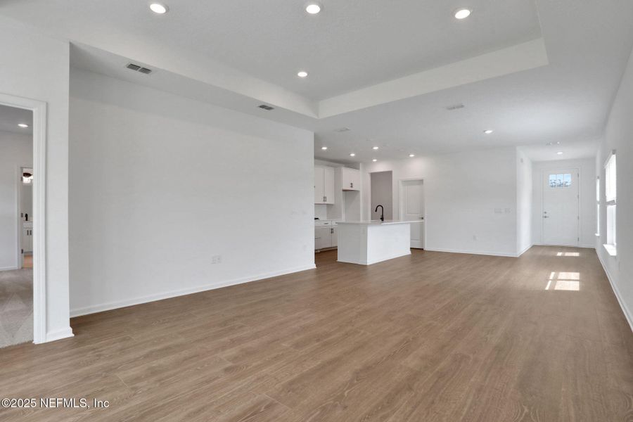Spacious, unfurnished interior of a new home in Jennings Farm, Middleburg (Image 30). Spacious, unfurnished interior of a new home in Jennings Farm, Middleburg (Image 30).